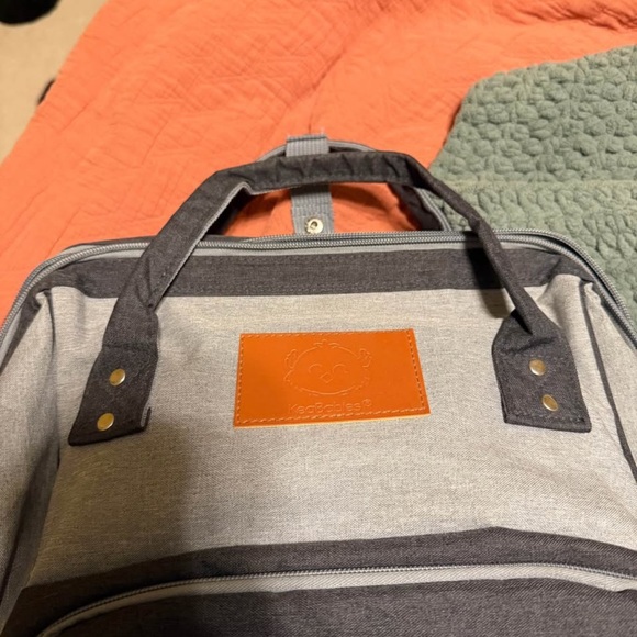 Two-Tone Gray Backpack - Picture 3 of 4